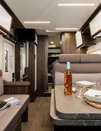 Alquiler autocaravana Benimar 463 UP 2025 en Asturias - Salón